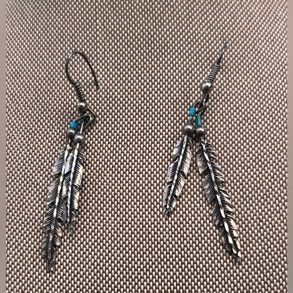 ❤️ Navajo Native American Sterling double Feather Dangle Earrings - Picture 4 of 6